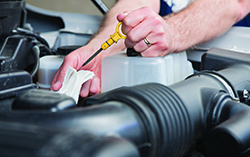 Как часто надо менять масло в двигателе